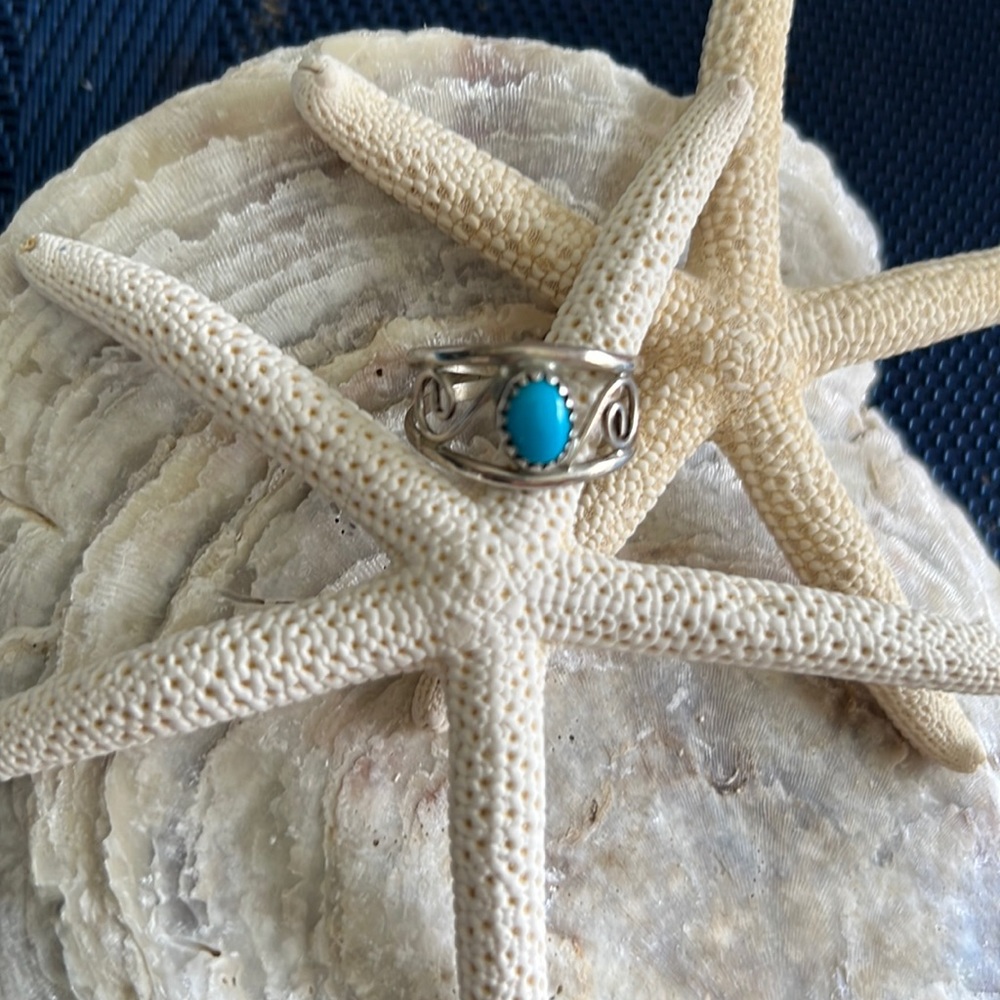 Silver turquoise ring